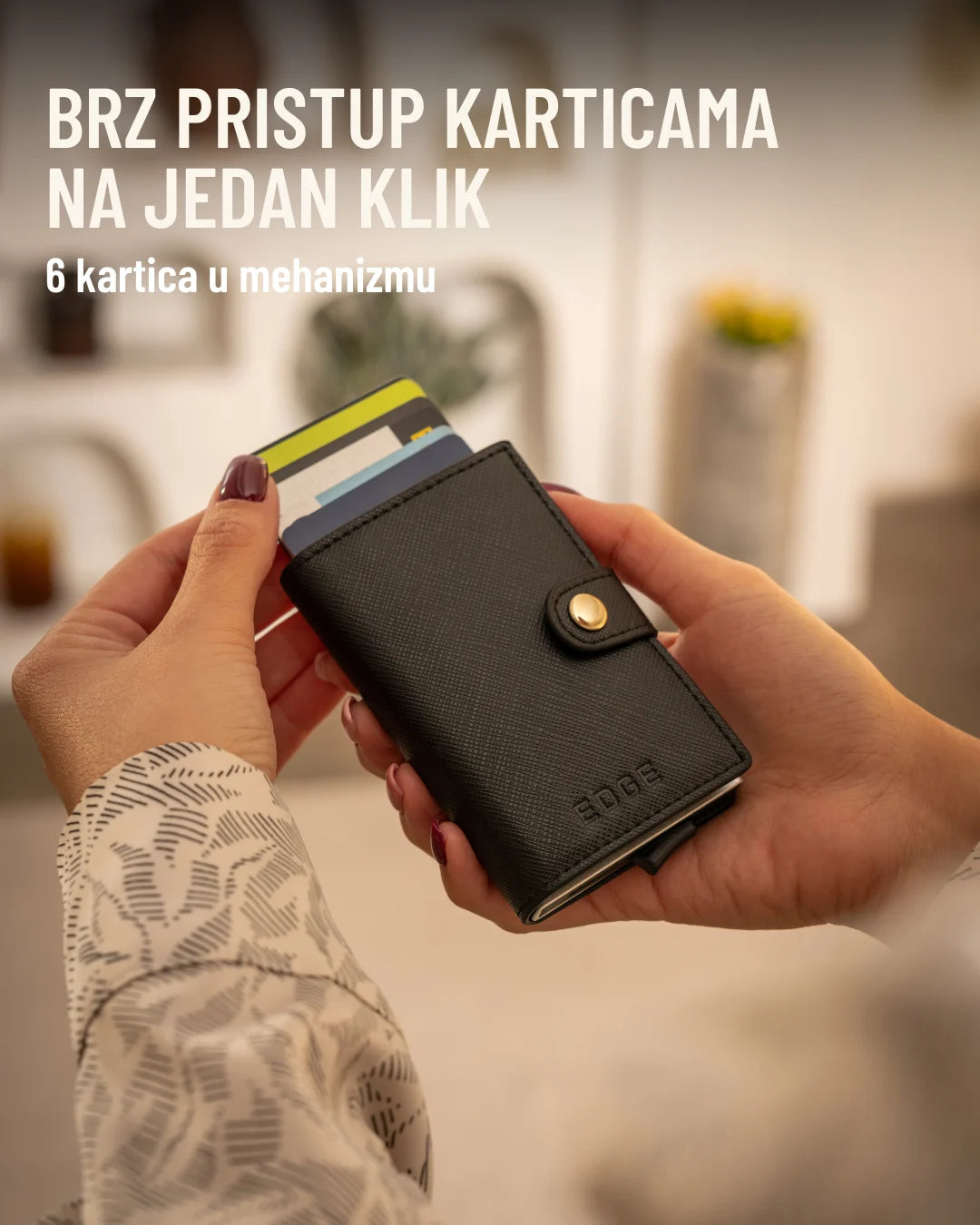 Brz pristup karticama na jedan klik: 6 kartica u crnom EDGE Click Lady novčaniku